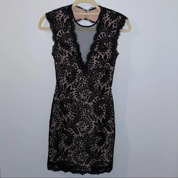 Bloomingdale's | Dresses | Black Lace Bloomingdales Mini Dress | Poshmark Bloomingdale's | Dresses | Black Lace Bloomingdales Mini Dress | Poshmark